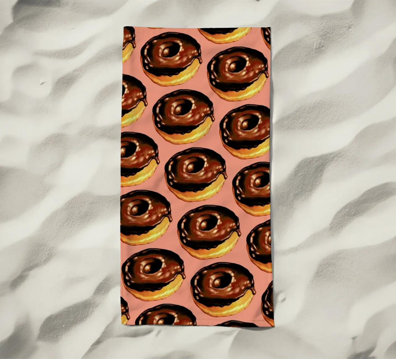 Chocolate Donut Pattern - Pink toalla de playa de Kelly Gilleran