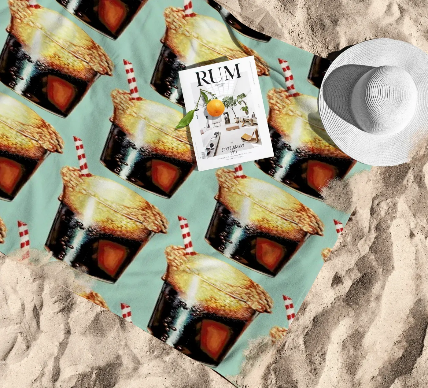 Rootbeer Float Pattern Strandtuch von Kelly Gilleran