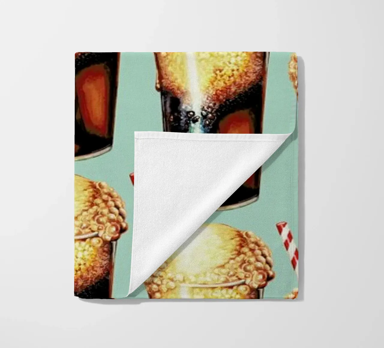 Rootbeer Float Pattern Strandtuch von Kelly Gilleran