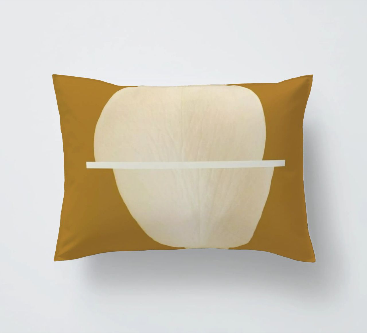 Petal Project No. 02 cuscino da Bryon S. White