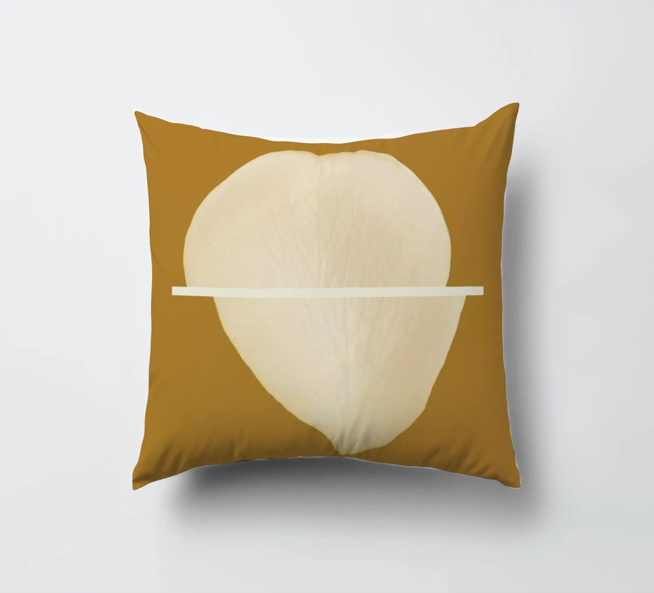 Petal Project No. 02 cuscino da Bryon S. White