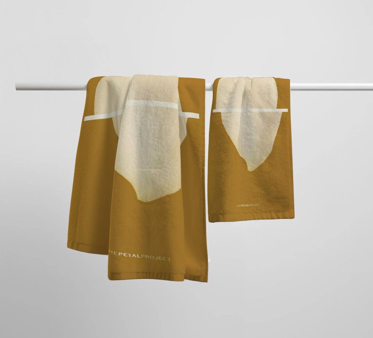Petal Project No. 02 asciugamano da bagno da Bryon S. White