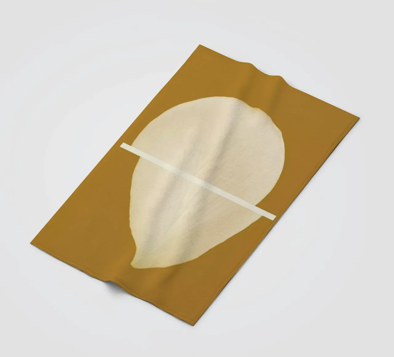 Petal Project No. 02 coperta in pile da Bryon S. White