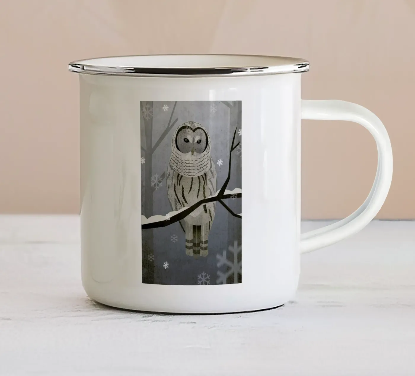 Schnee-Eule enamel mug by Sabrina Ziegenhorn