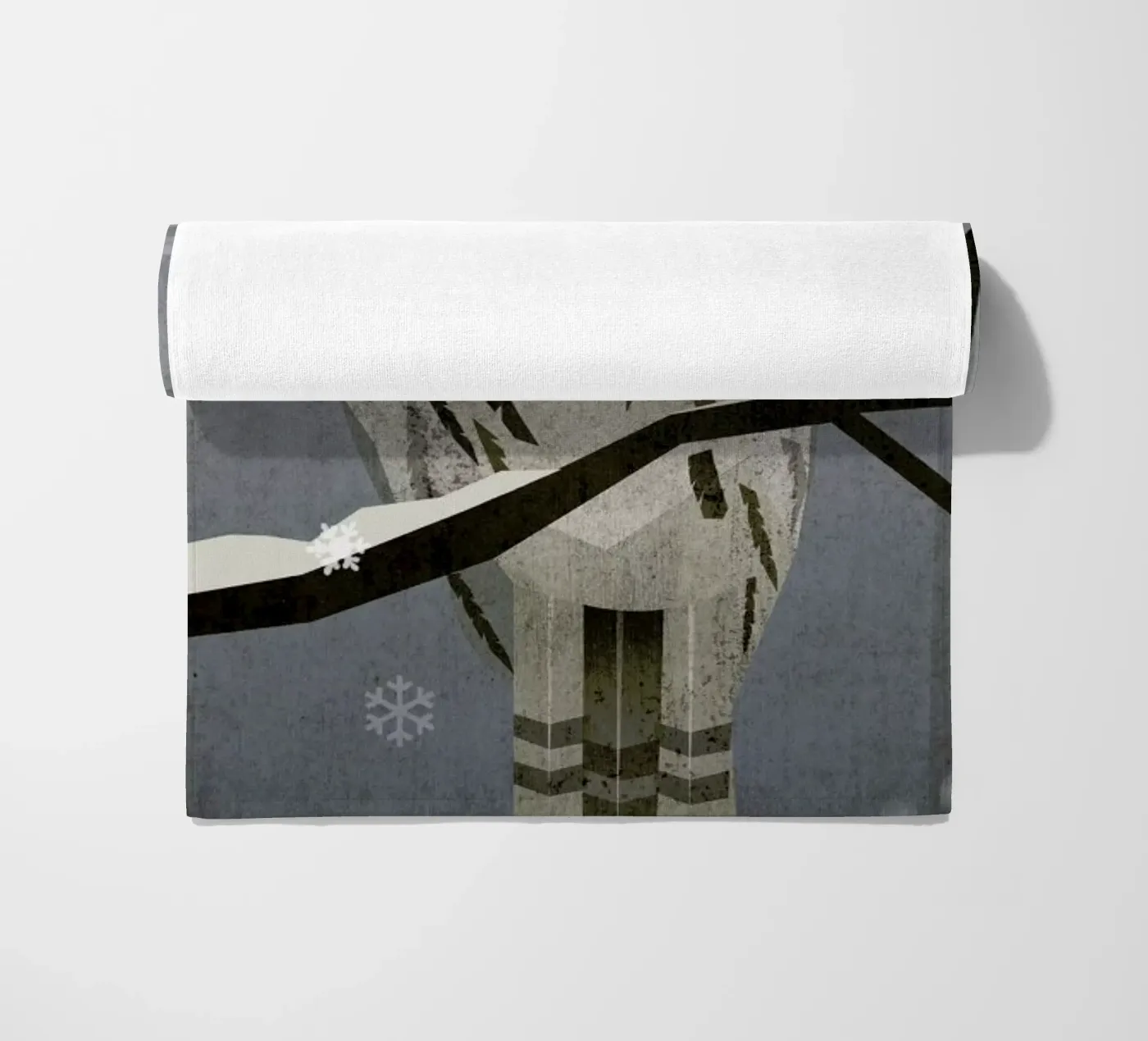 Schnee-Eule beach towel by Sabrina Ziegenhorn
