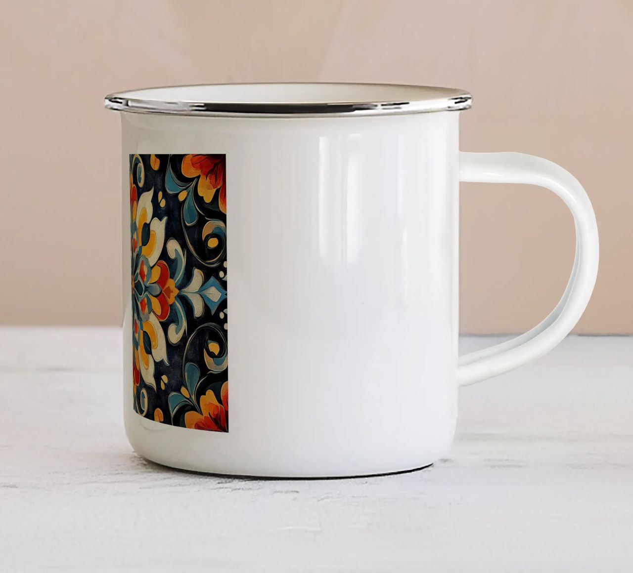 A Canvas of Blossoms tazza in smalto da Artful Bloom