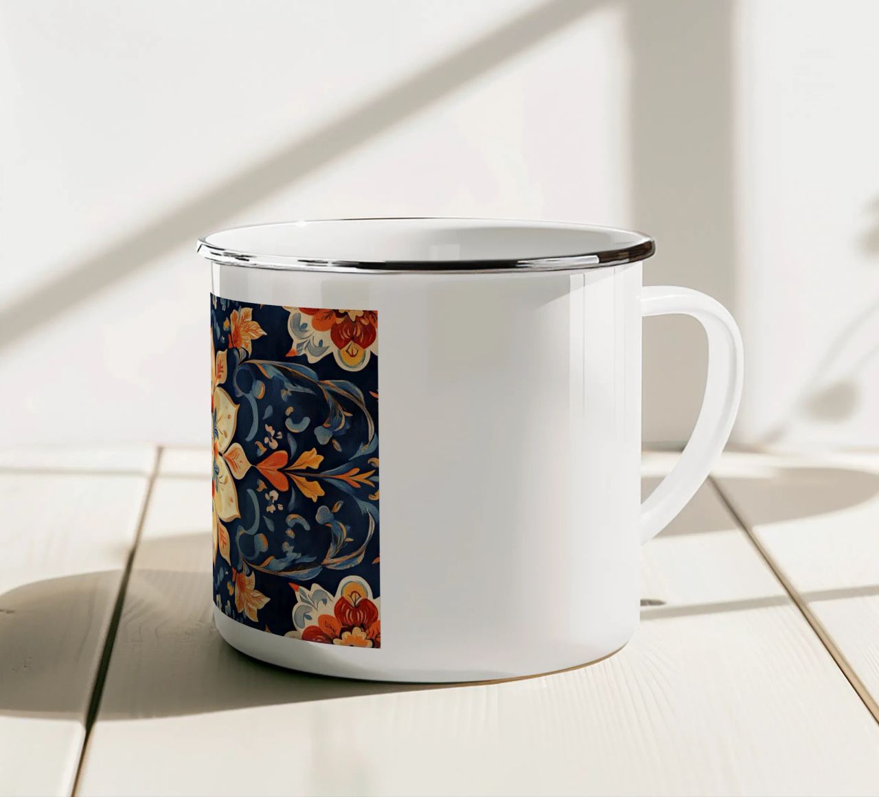 Serenity Among the Flowers tazza in smalto da Artful Bloom