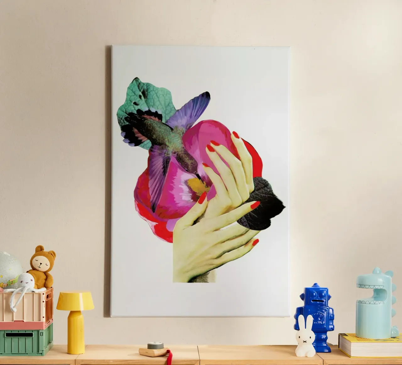Het recht mooi te zijn - Bird canvas with Floater frame by BlauMaschine