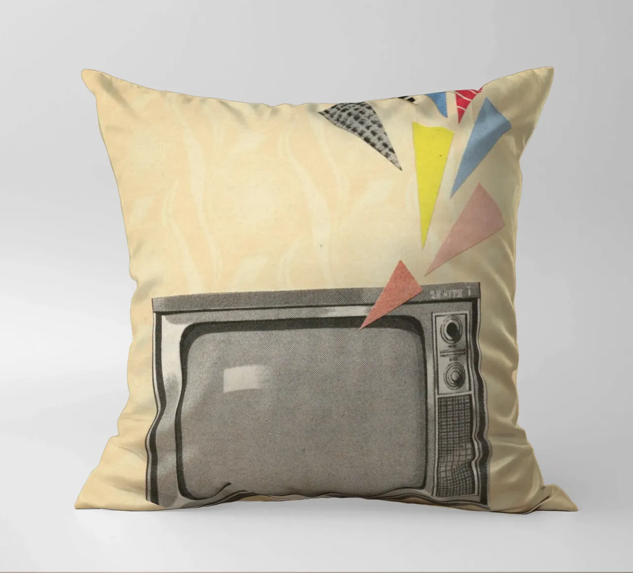 Televisione cuscino da Cassia Beck Collage