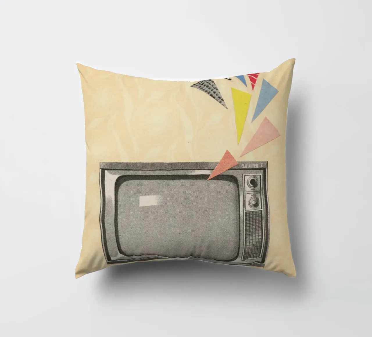 Televisione cuscino da Cassia Beck Collage