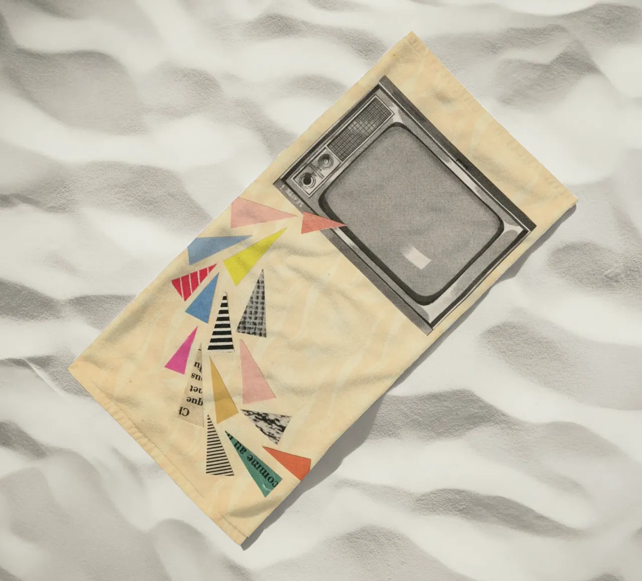 Televisione telo mare da Cassia Beck Collage