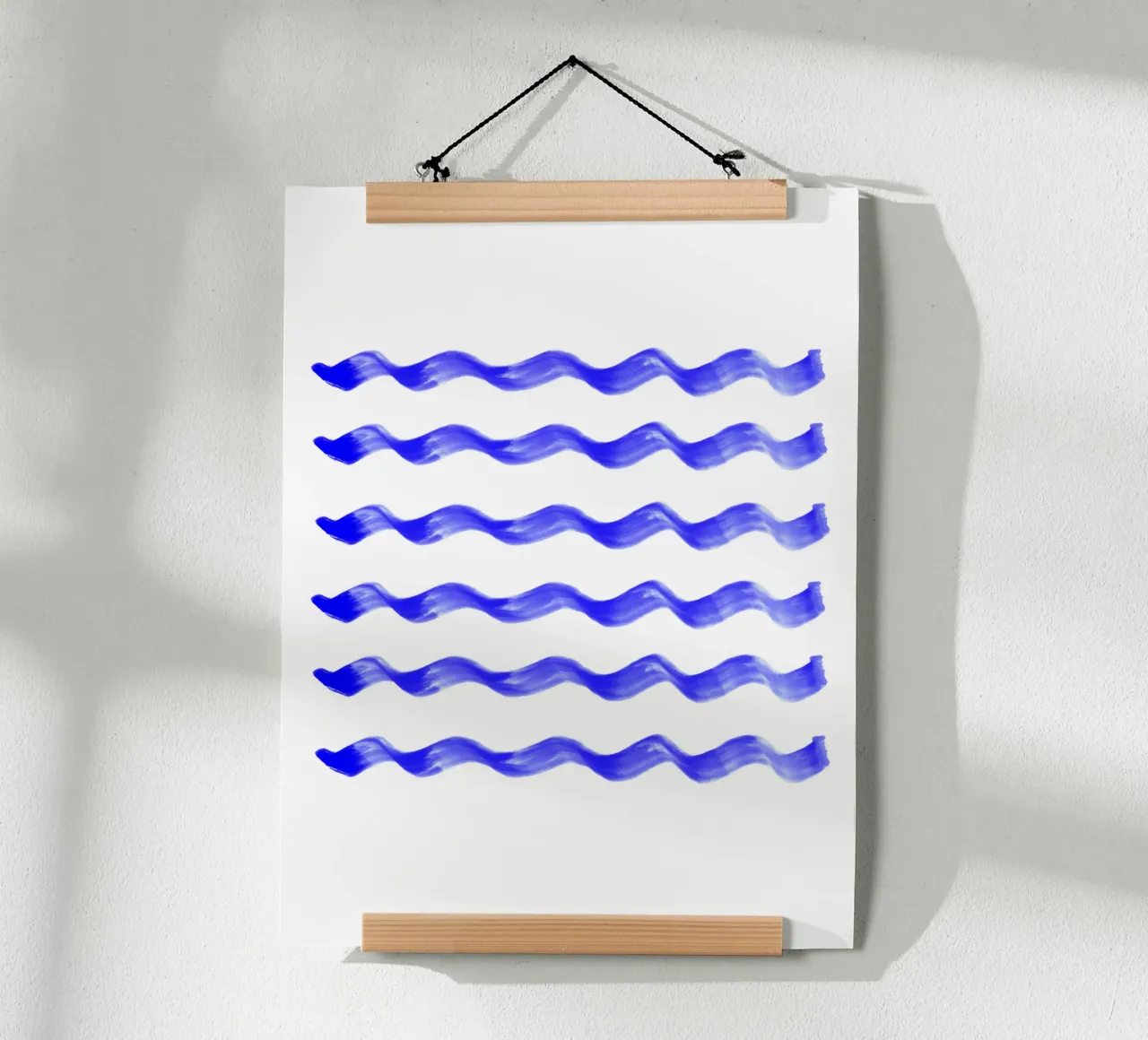 Onde indaco poster con telaio in legno da color&shape