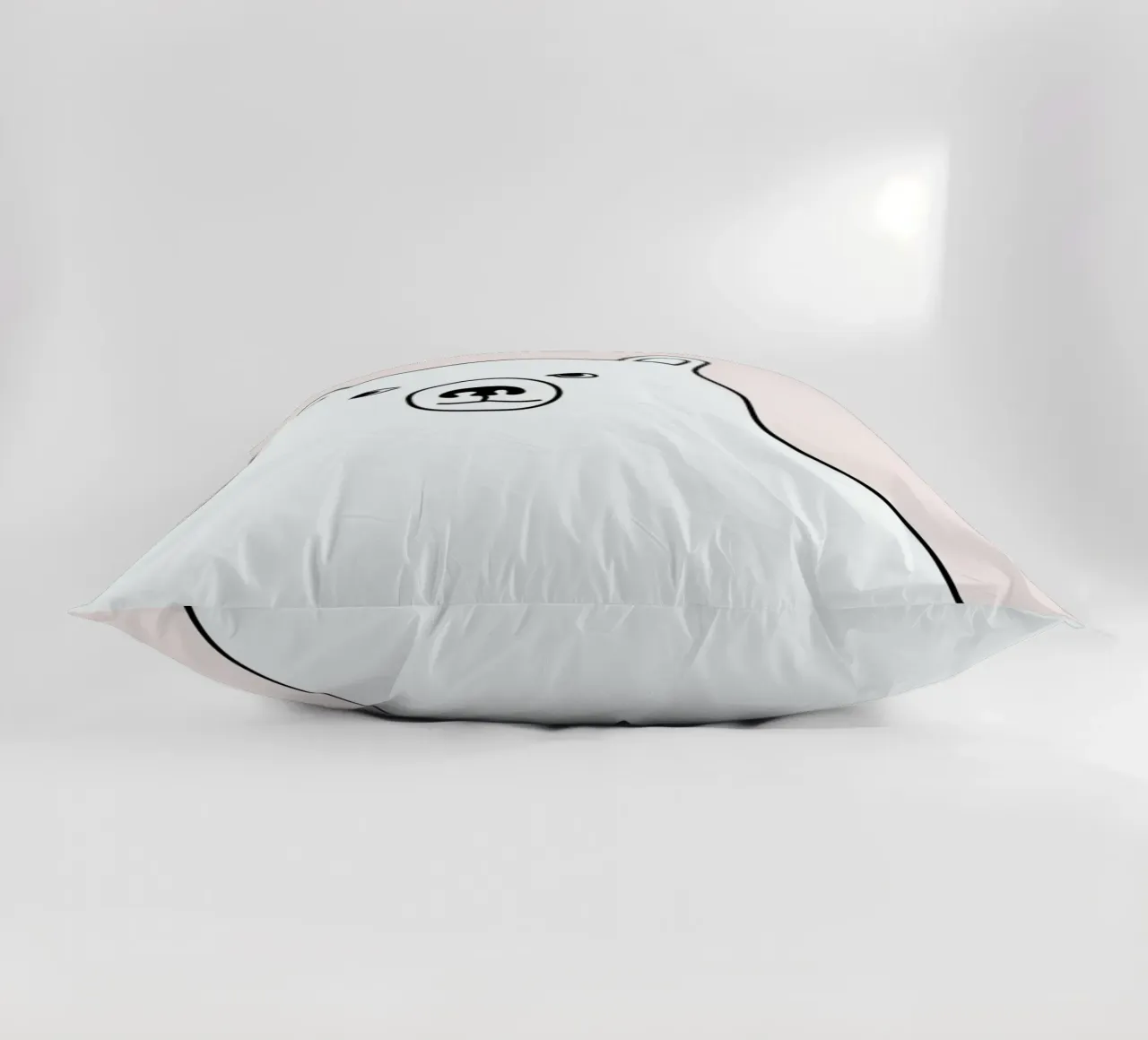Bear in a Pink Square cuscino da Christina Heitmann