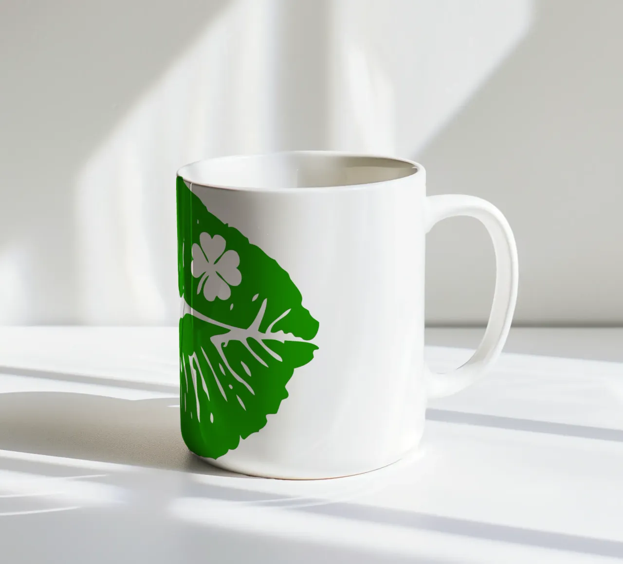 st patrick lippen iconisch kunstontwerp keramische mok van onefeelshop