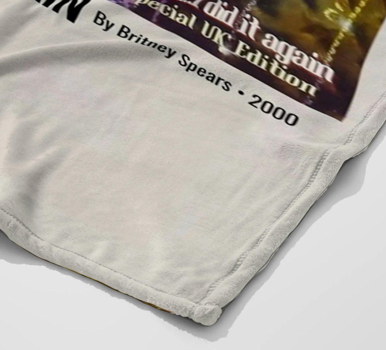 OOPS!... I DID IT AGAIN By Britney Spears - 2000 coperta in pile da SoundStudio
