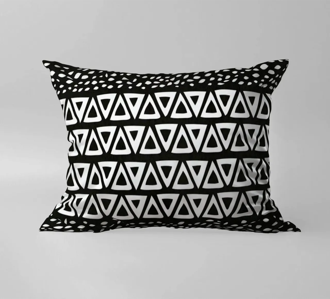 Wind Night Path cuscino da Pom Graphic Design
