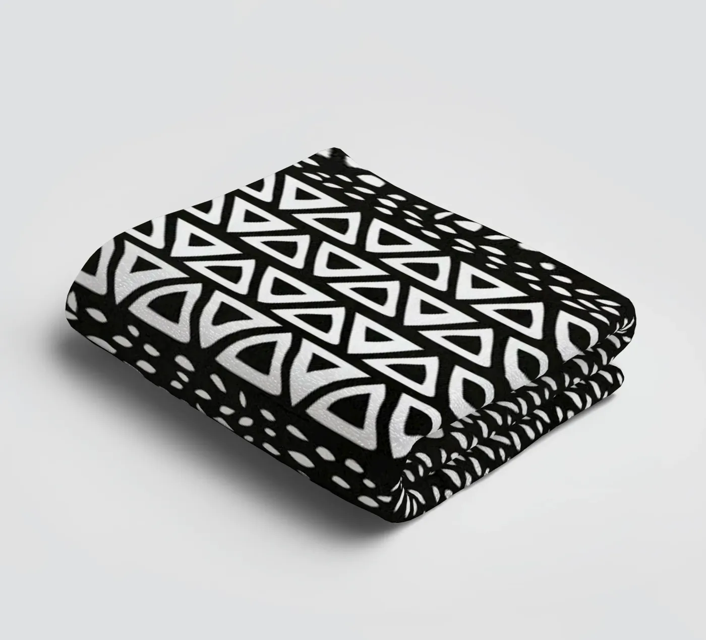 Wind Night Path badhanddoek van Pom Graphic Design