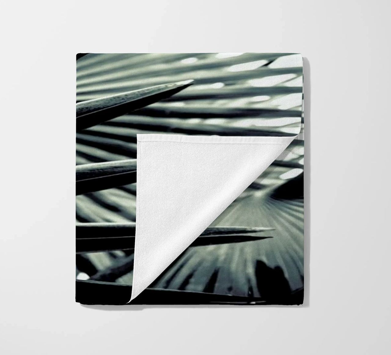 Palm Shade 2 telo mare da Chris Abatzis