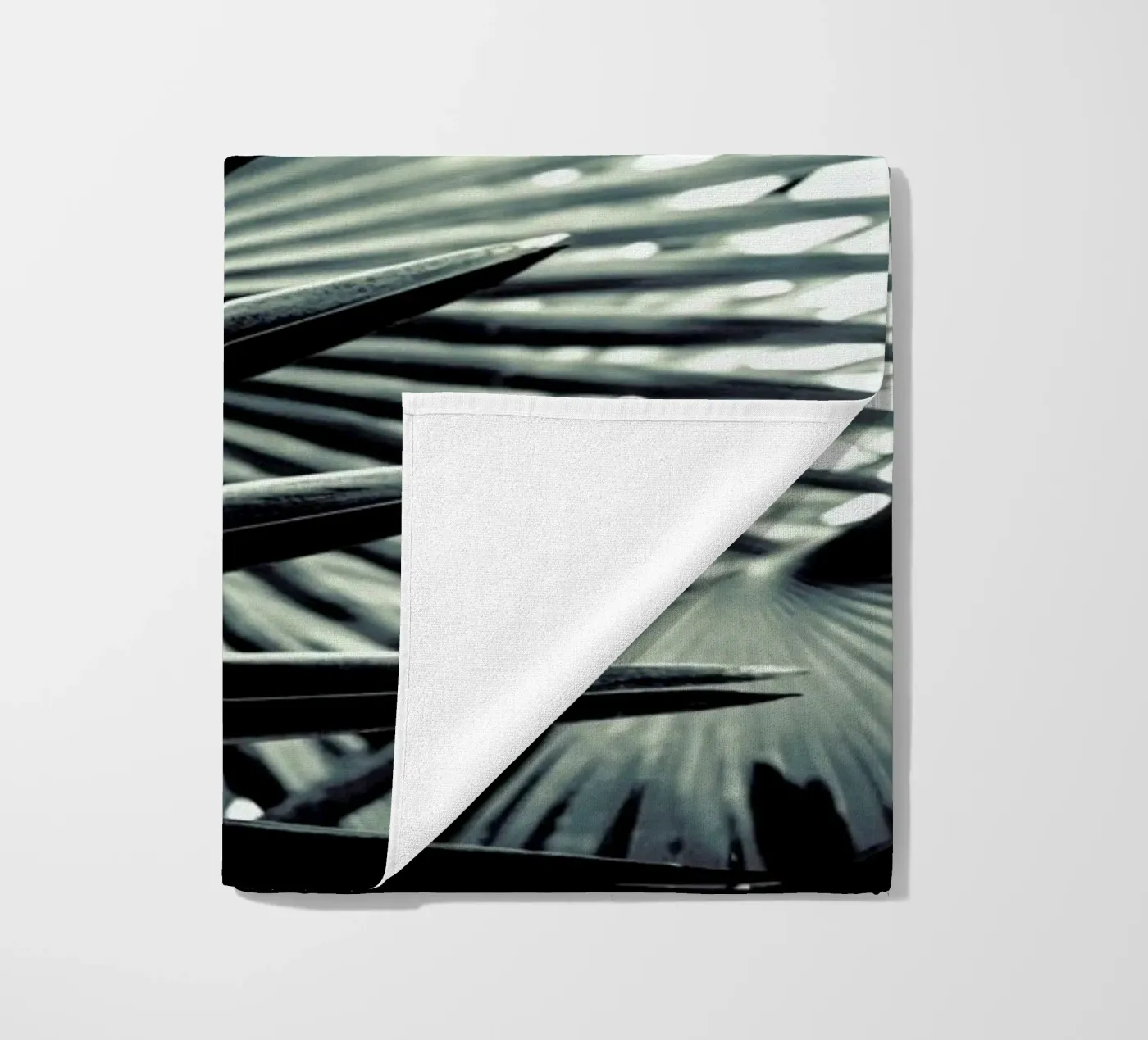 Palm Shade 2 telo mare da Chris Abatzis