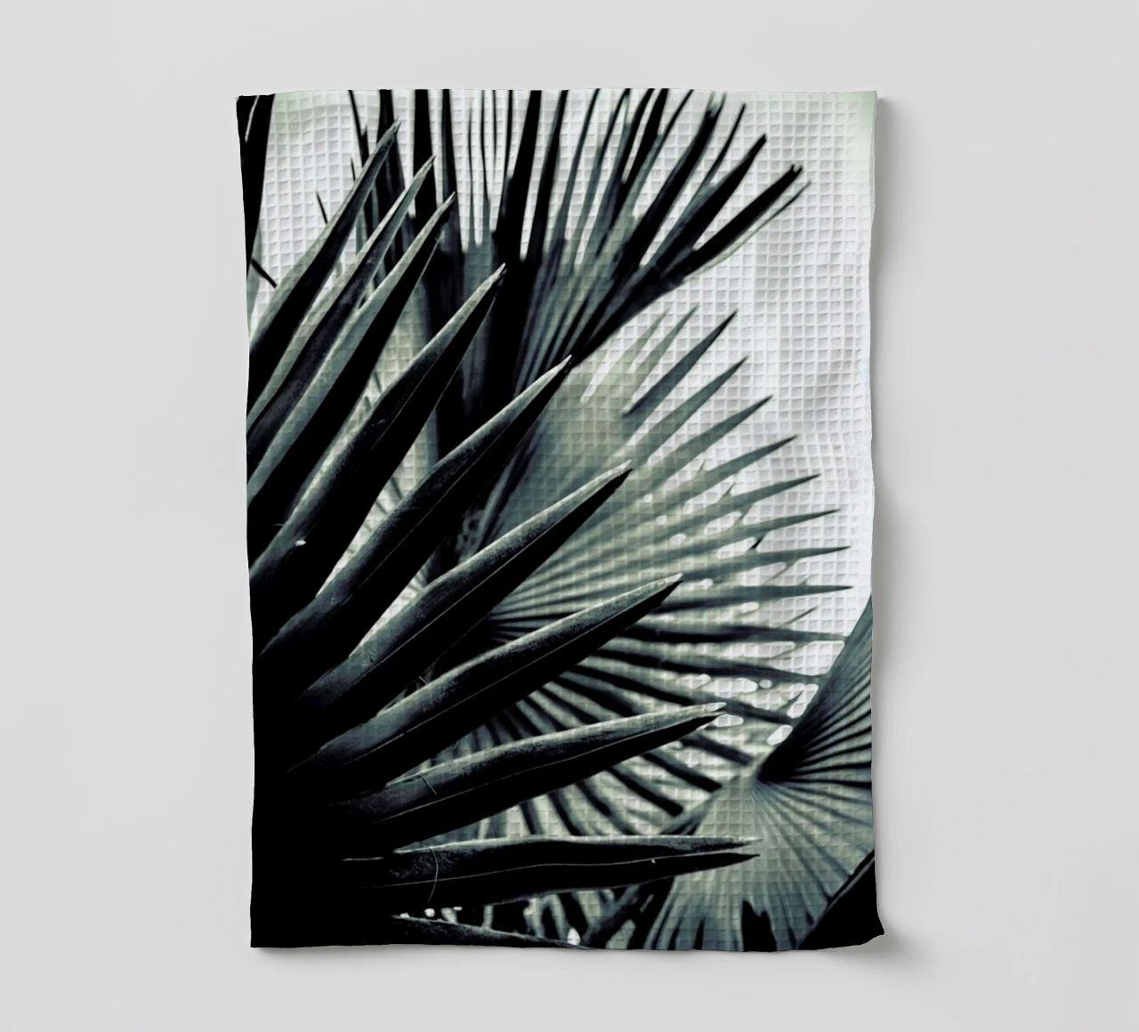 Palm Shade 2 Geschirrtuch von Chris Abatzis