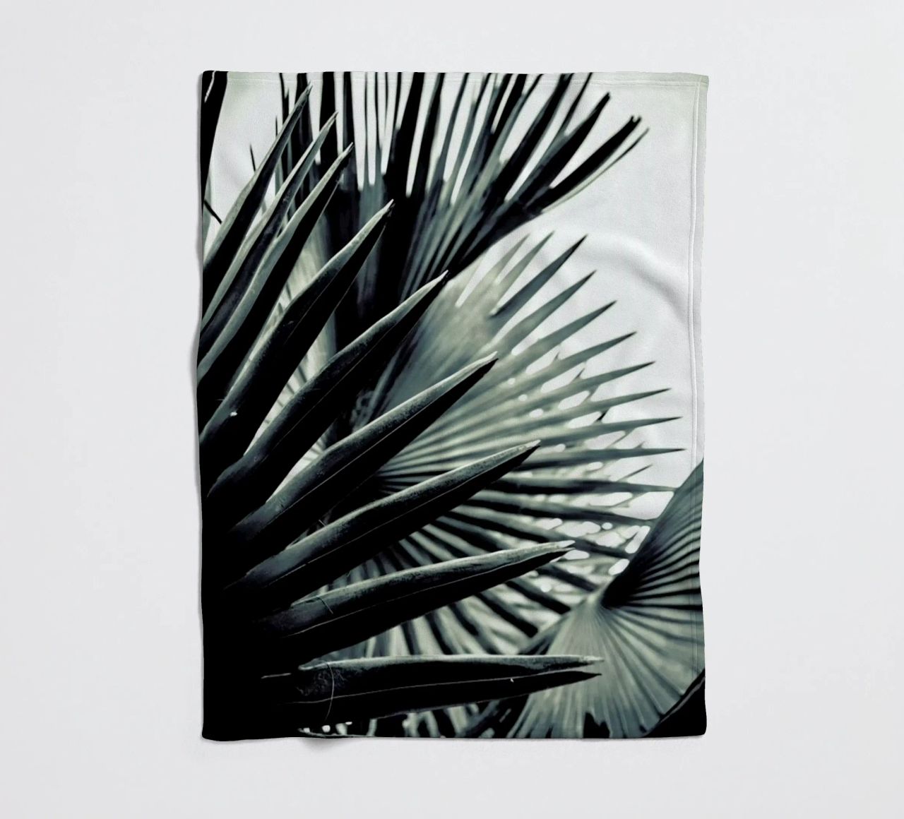 Palm Shade 2 Fleecedecke von Chris Abatzis