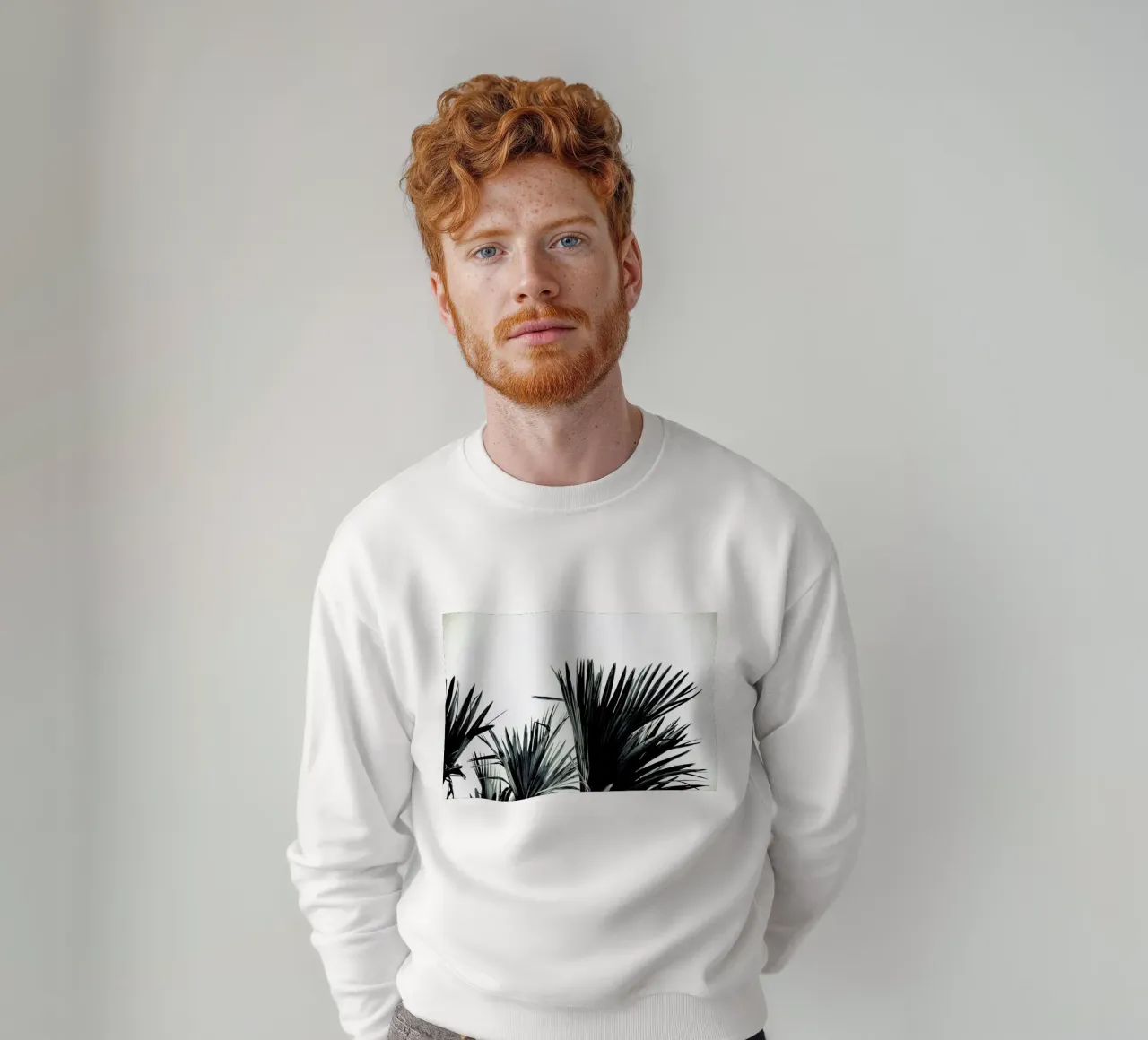 Palm Shade 3 Sweatshirt von Chris Abatzis
