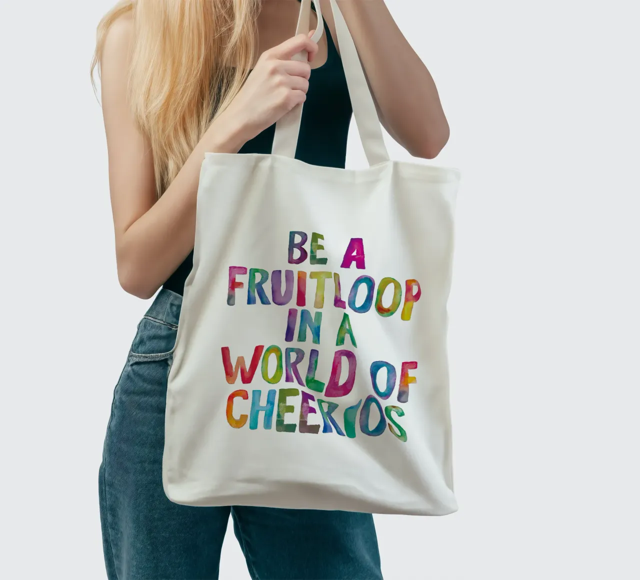 Essere un Fruitloop in un mondo di Cheerios borsa in juta da THE MOTIVATED TYPE