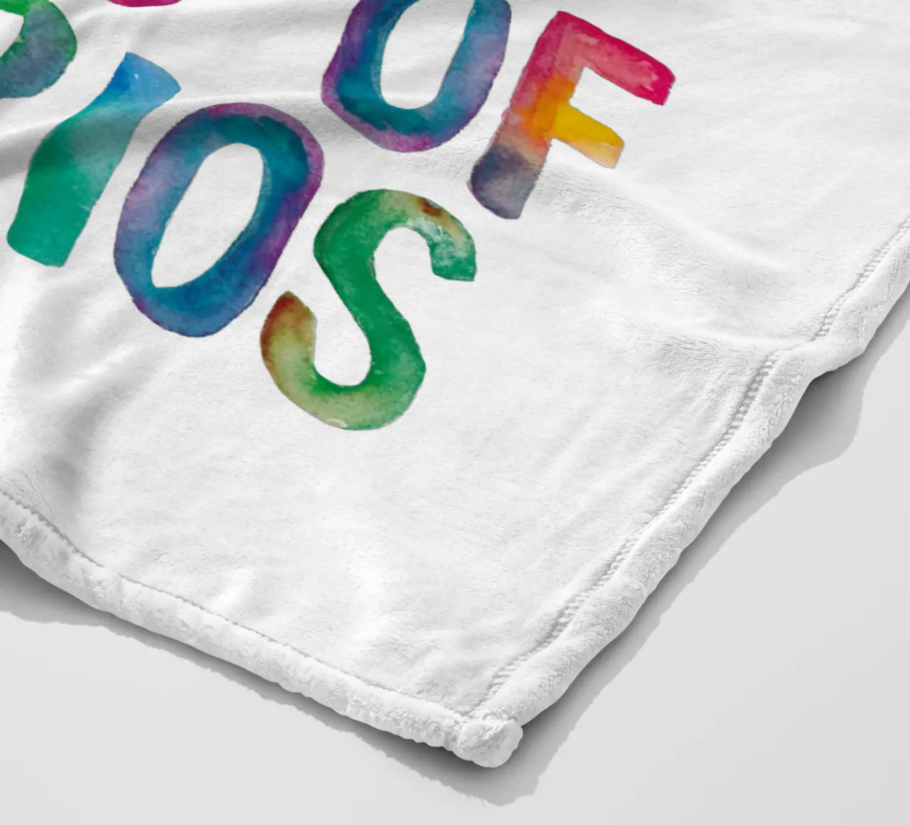 Essere un Fruitloop in un mondo di Cheerios coperta in pile da THE MOTIVATED TYPE