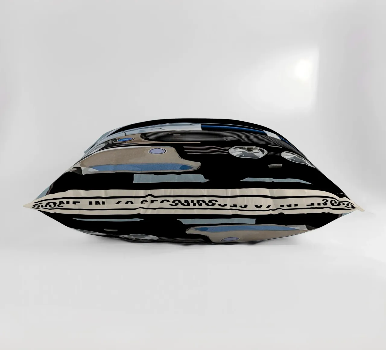 Gone in 60 Seconds cuscino da TheArtstudio