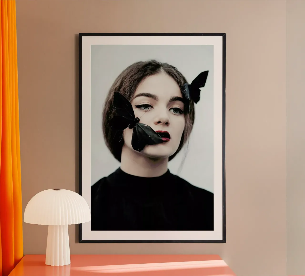 Butterfly poster con telaio in legno da Jovana Rikalo