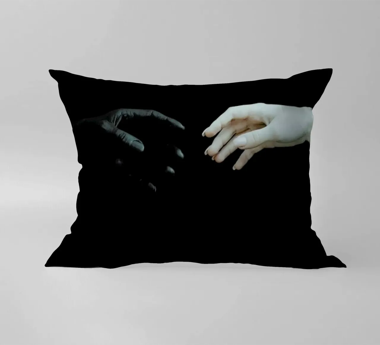 Don't Let Me Go cuscino da Jovana Rikalo
