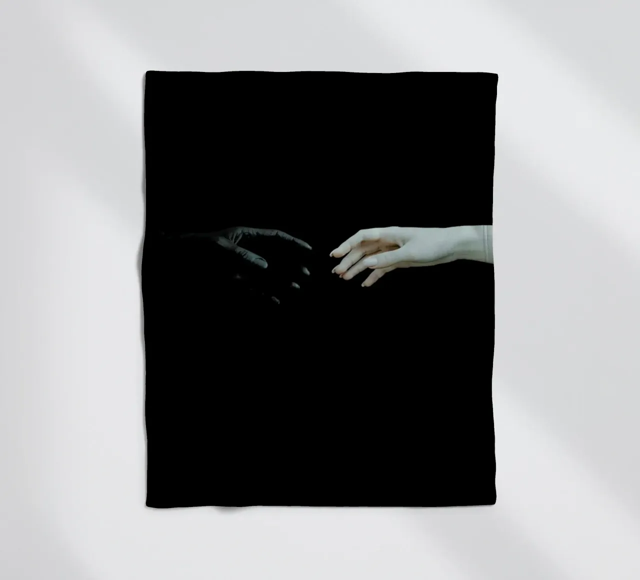 Don't Let Me Go coperta in pile da Jovana Rikalo