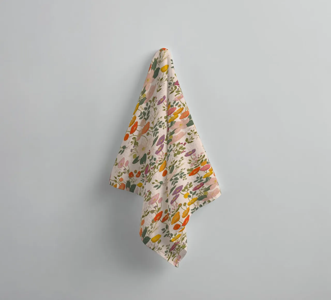 Cecilia Mok - Cloisonne botanica asciugamano da bagno da The Artcircle