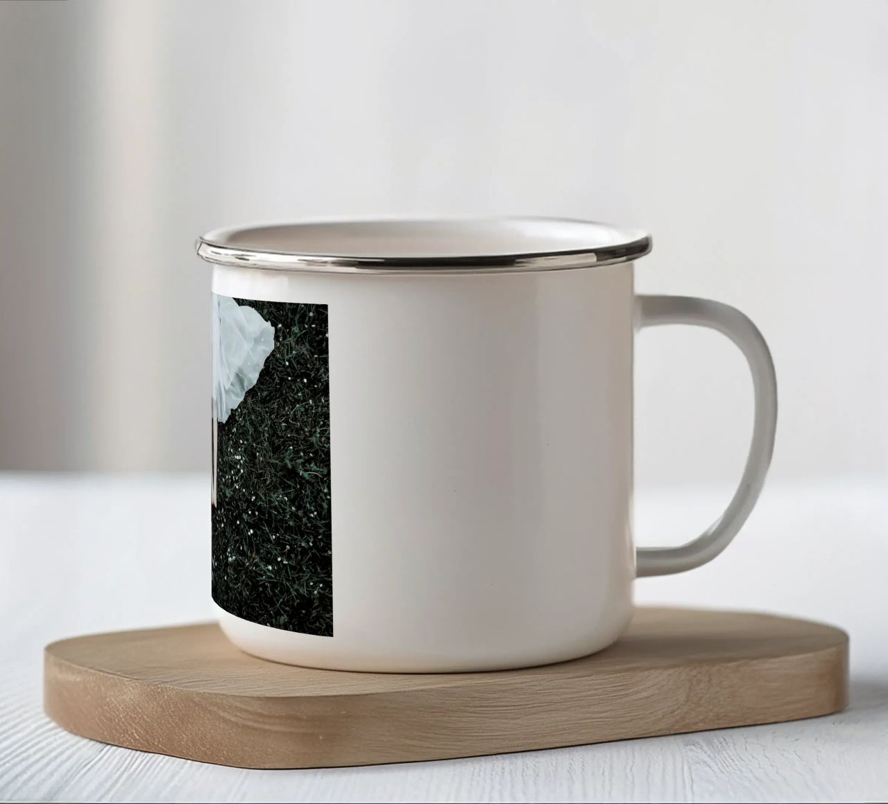 Spring Dream tazza in smalto da Jovana Rikalo