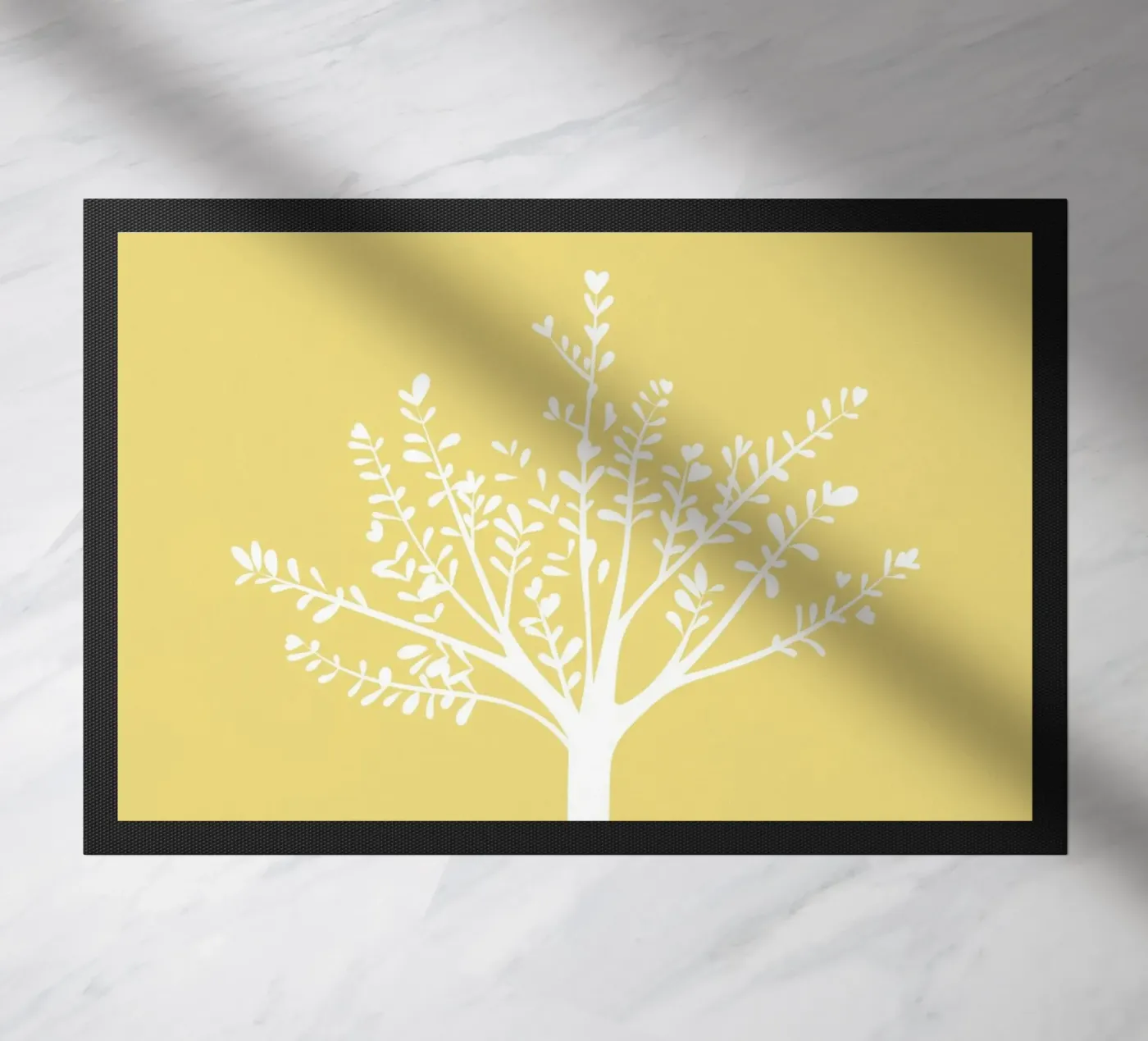 Tree and bird deurmat van natural neutral