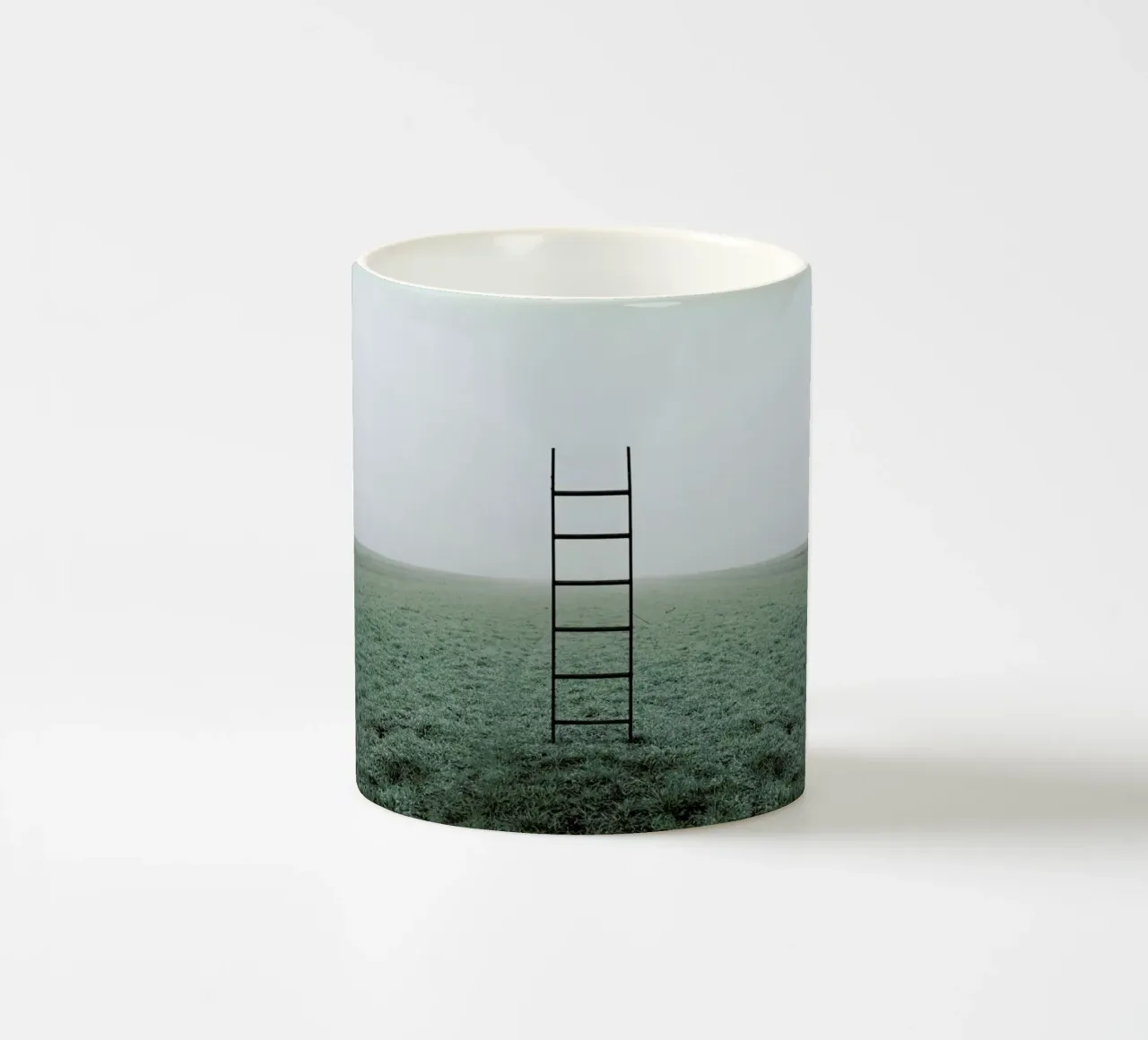 Ladders tazza in ceramica da Jovana Rikalo