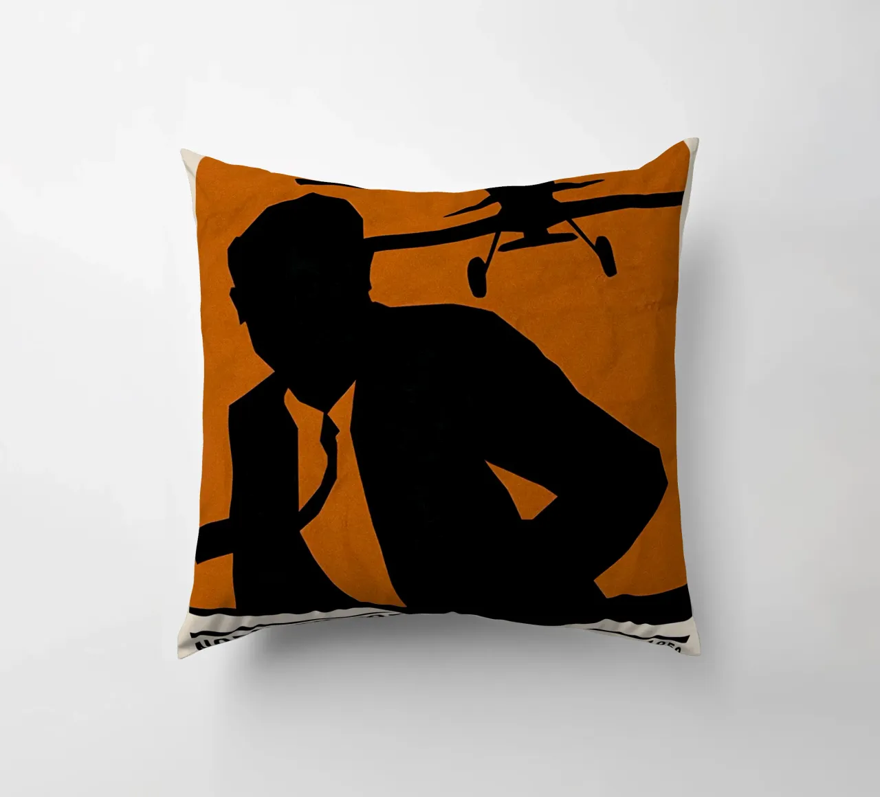 North by Northwest cuscino da TheArtstudio