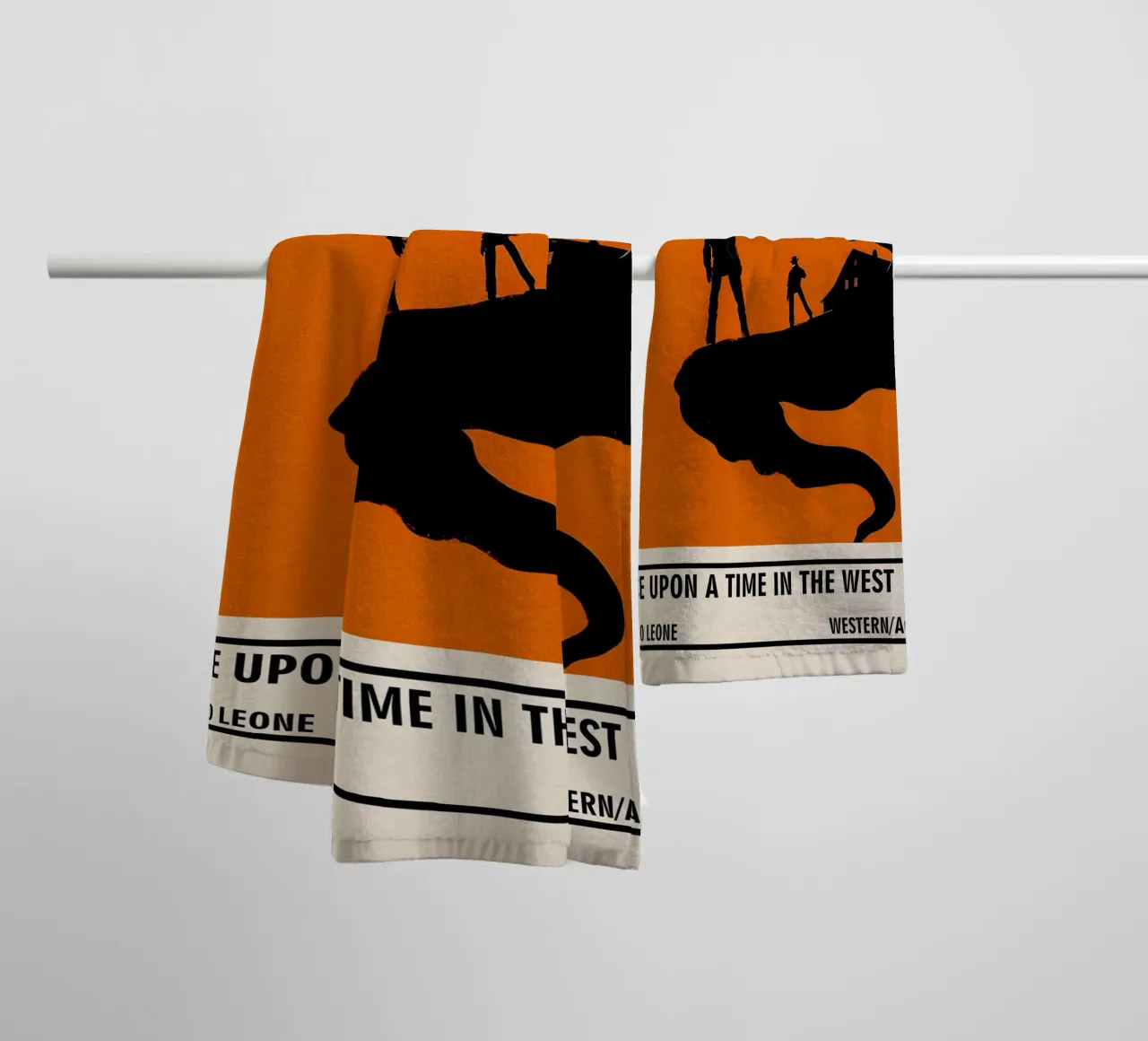 Once Upon a Time in The West asciugamano da bagno da TheArtstudio