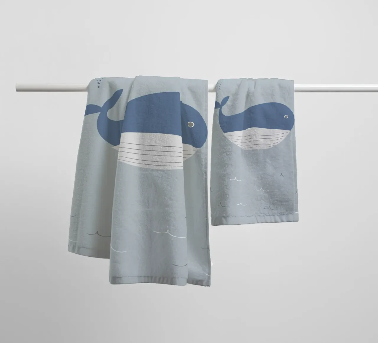 The sun and a whale on the ocean asciugamano da bagno da natural neutral
