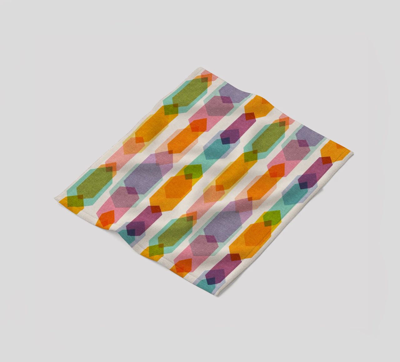 Cecilia Mok - Elements Rainbow Half Drop coperta in pile da The Artcircle