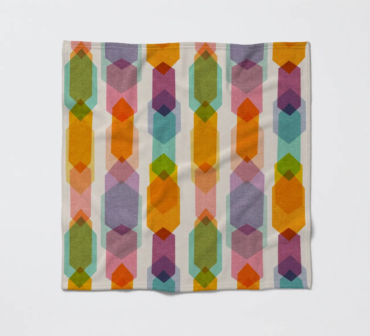 Cecilia Mok - Elements Rainbow Half Drop coperta in pile da The Artcircle