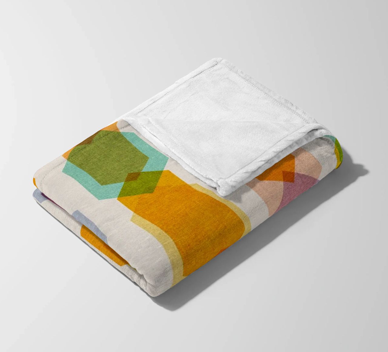 Cecilia Mok - Elements Rainbow Half Drop coperta in pile da The Artcircle