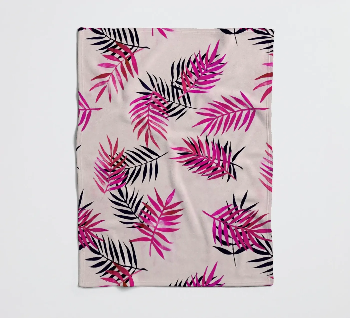 Pink Palm Pattern Fleecedecke von Micklyn Le Feuvre