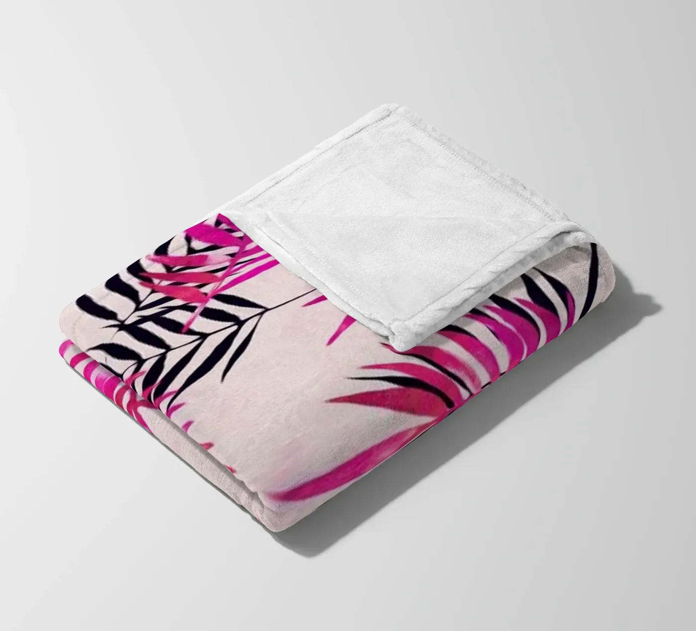 Pink Palm Pattern Fleecedecke von Micklyn Le Feuvre