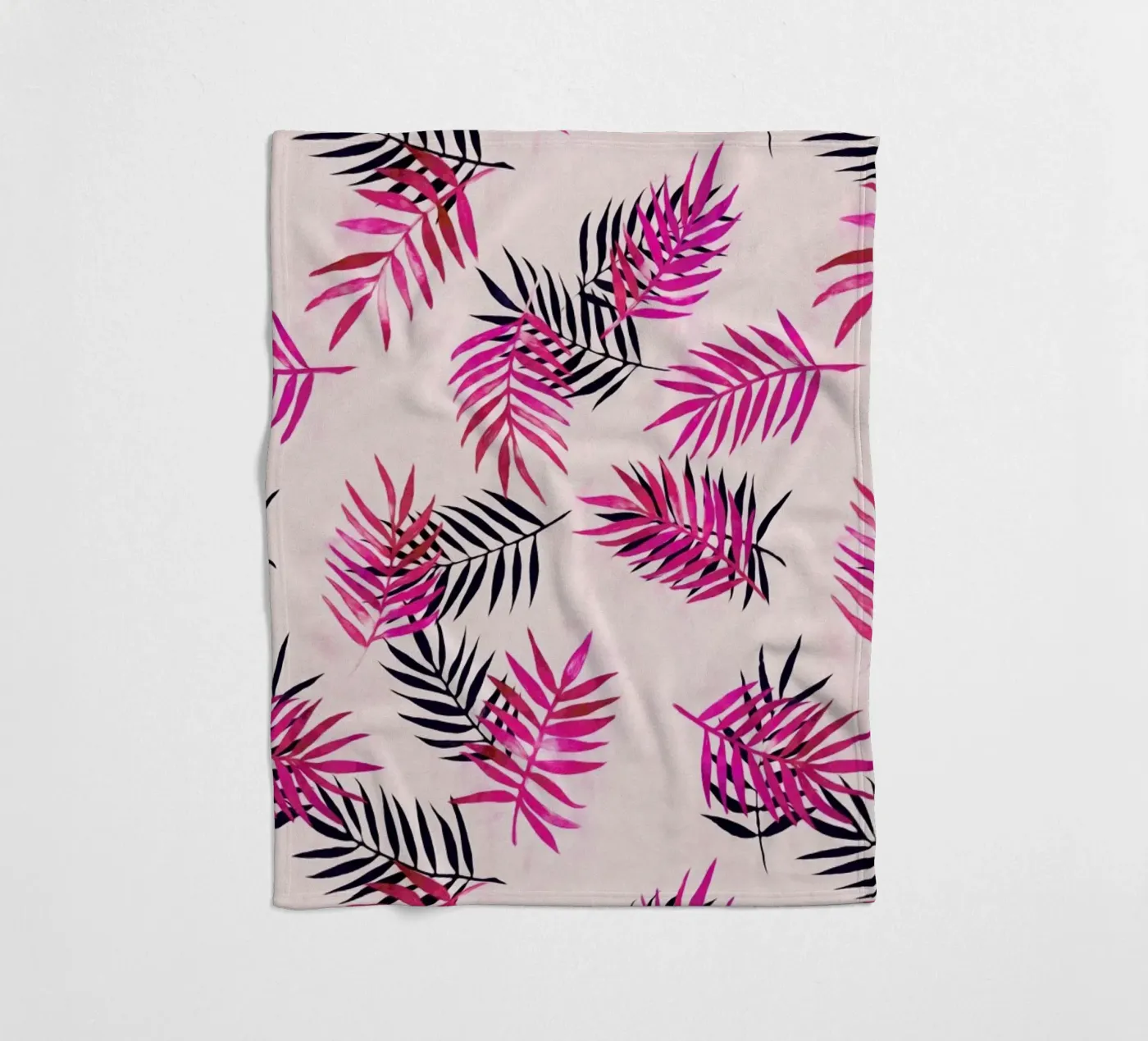 Pink Palm Pattern Fleecedecke von Micklyn Le Feuvre