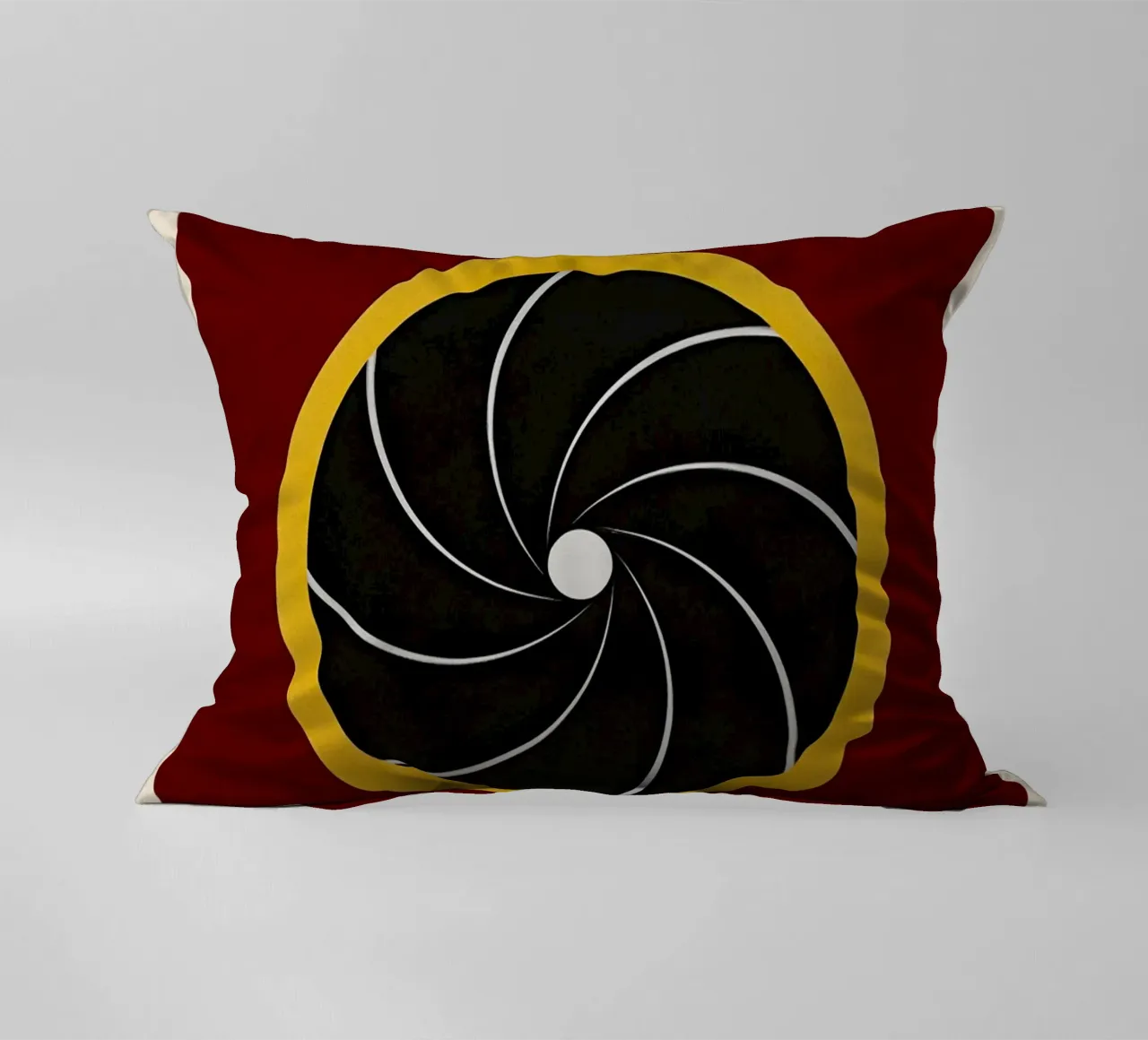 True Lies cuscino da TheArtstudio