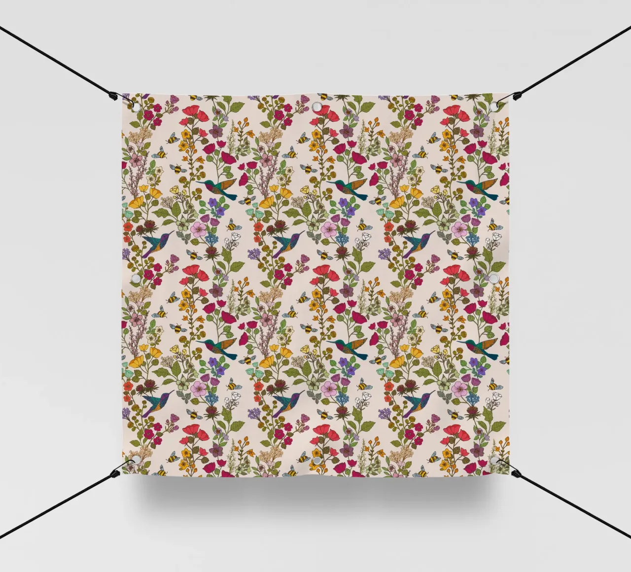 Cecilia Mok - Kolibris und Bienen Creme PVC Plane von The Artcircle