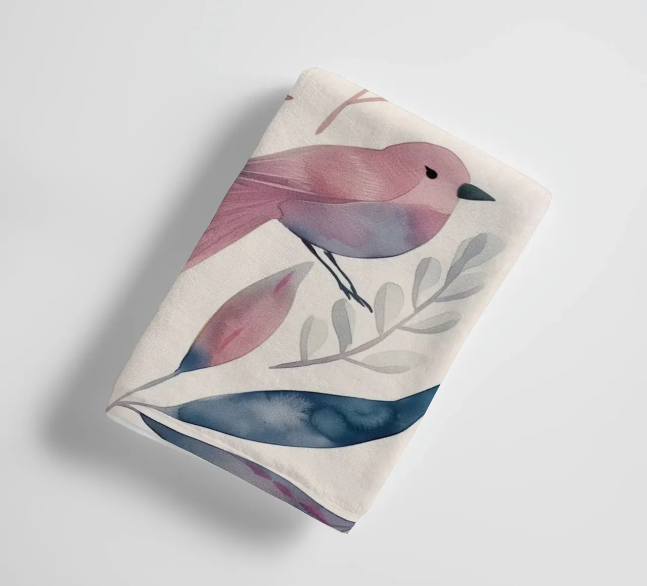 Carino rosa botanico primavera fiore papavero e uccello rosa fringuello asciugamano da bagno da Gentle Echoes Art