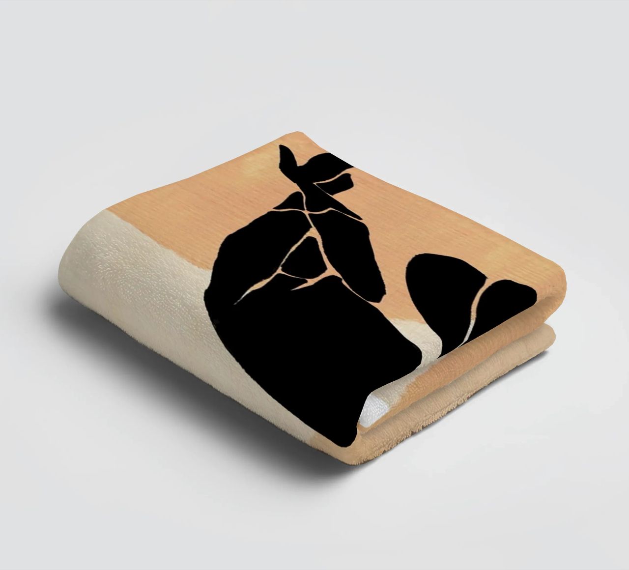 L'Abstraction No 2 towel by treechild