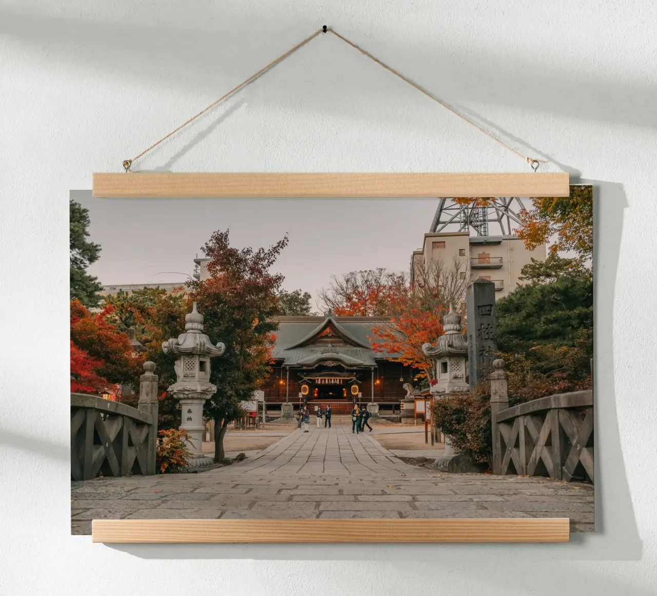 Santuario d'autunno a Matsumoto, Giappone poster con telaio in plastica da Marcel Bisig